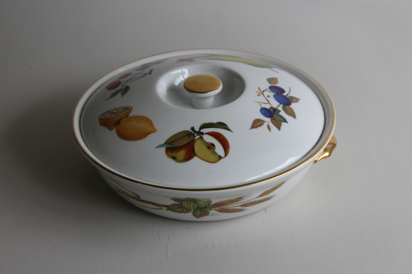 Royal Worcester Evesham Serving Dish & Lid - Kernow Furniture