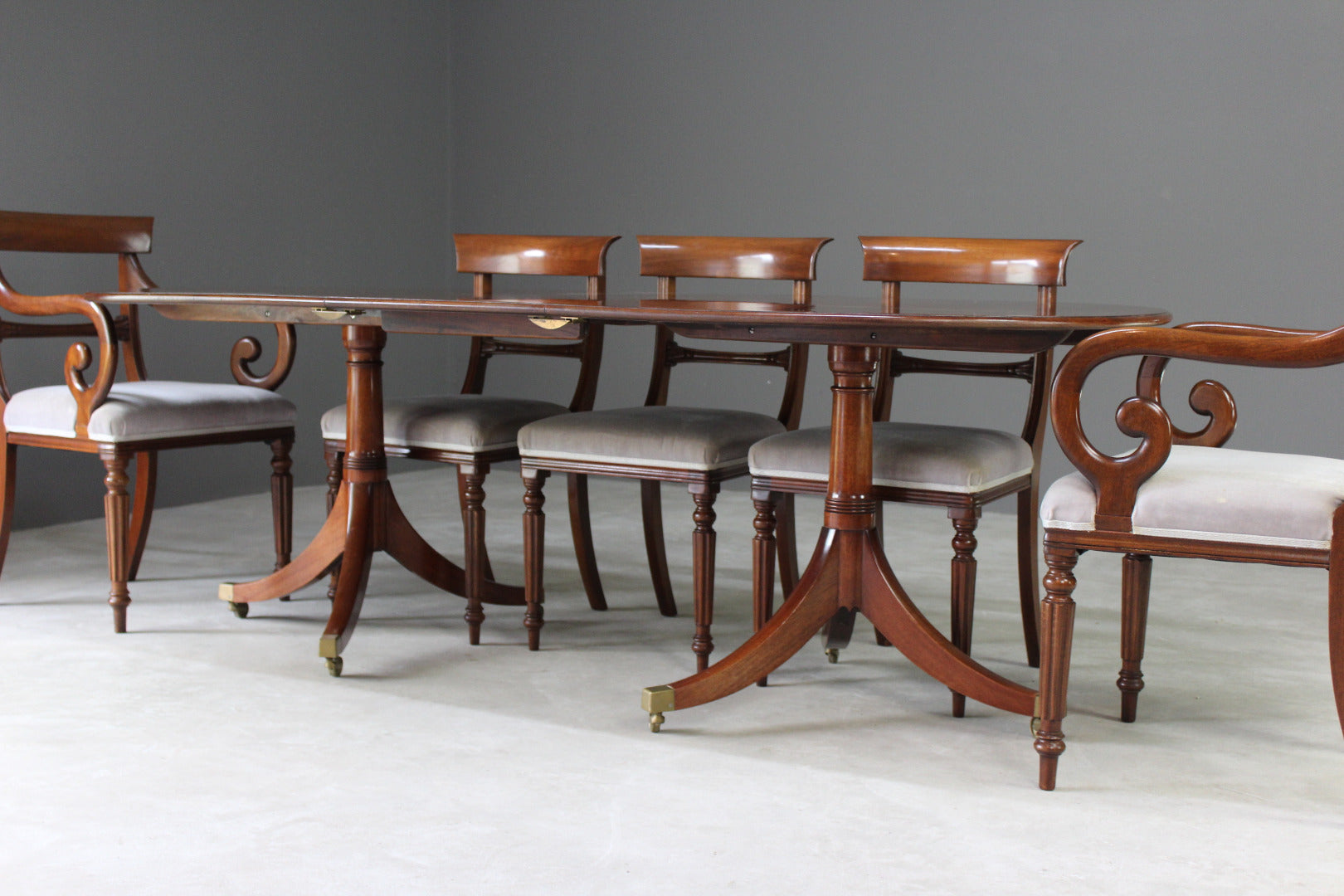 Large Reproduction Mahogany Dining Table - Kernow Furniture