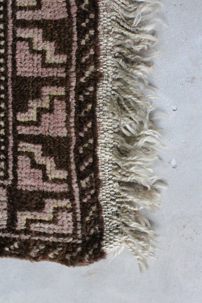 Eastern Brown & Cream Wool Rug - Kernow Furniture