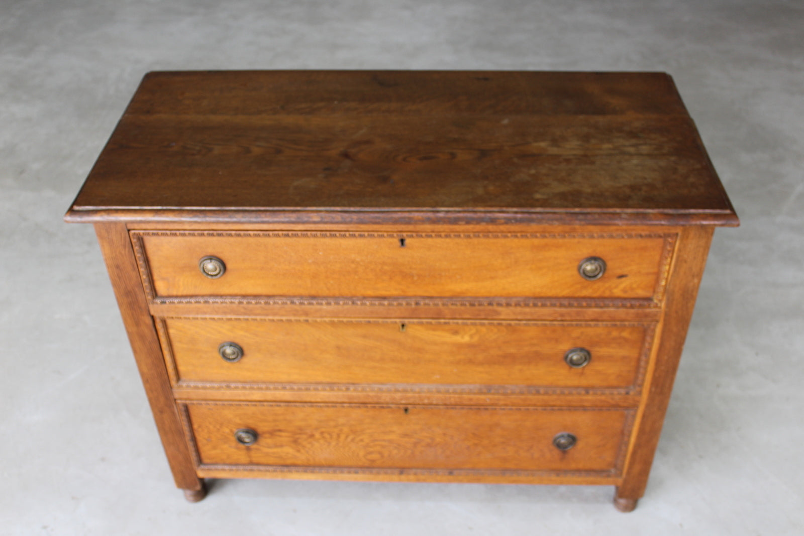 Small Edwardian Oak Chest of Drawers - Kernow Furniture