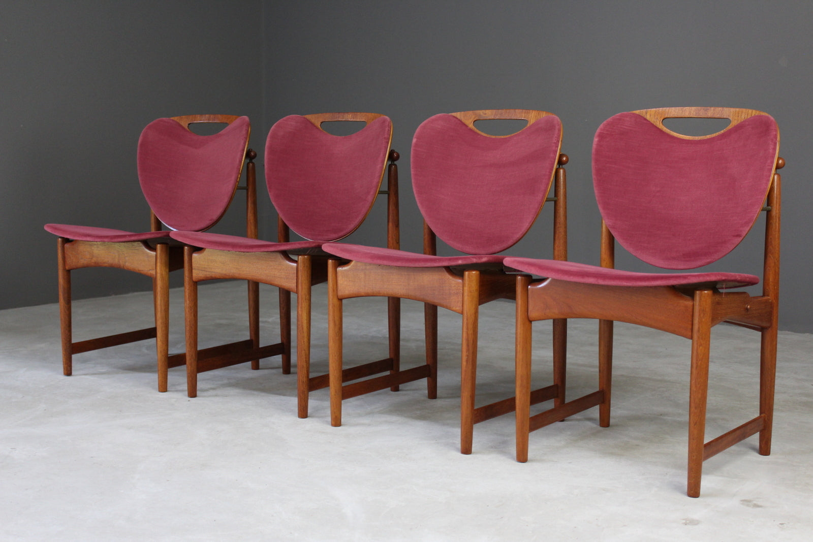 4 Retro Danish Hovman Olsen Dining Chairs - Kernow Furniture