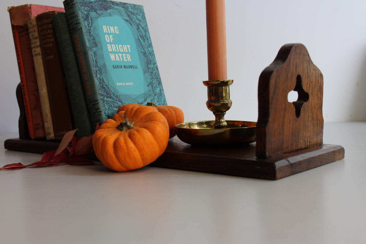 Vintage Oak Book Trough - Kernow Furniture