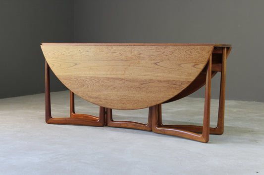 Peter Hvidt & Orla Molgaard-Nielsen Retro Teak Dining Table - Kernow Furniture