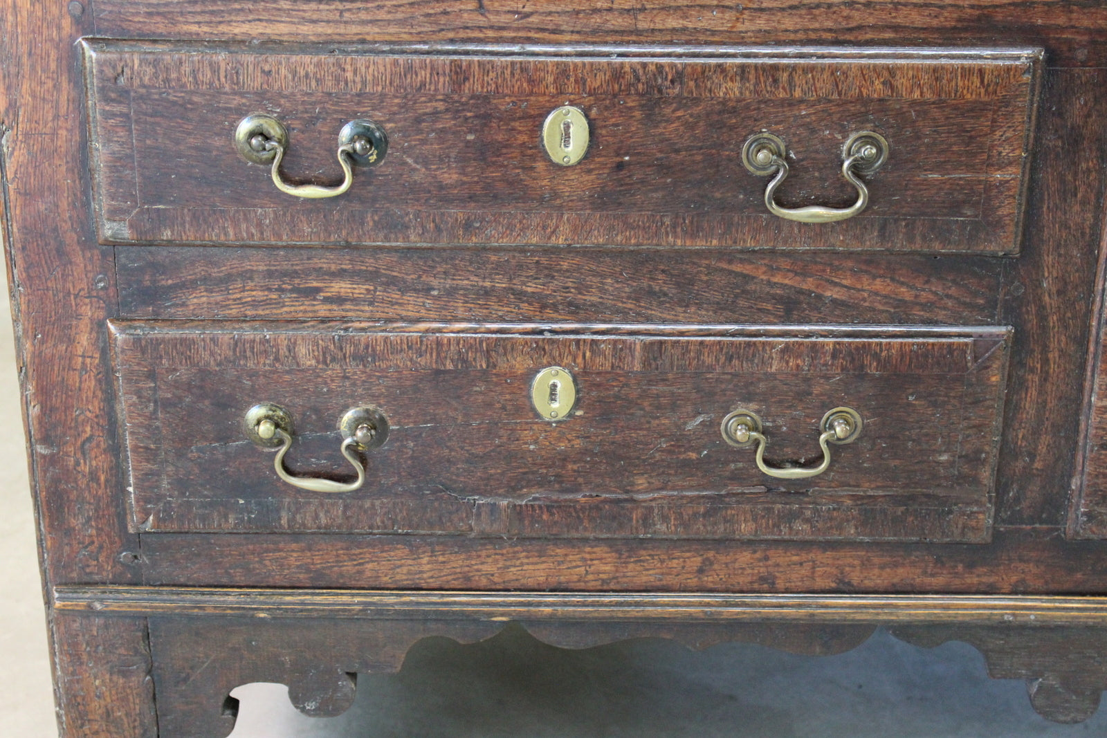 Rustic Oak Georgian Mule Chest - Kernow Furniture