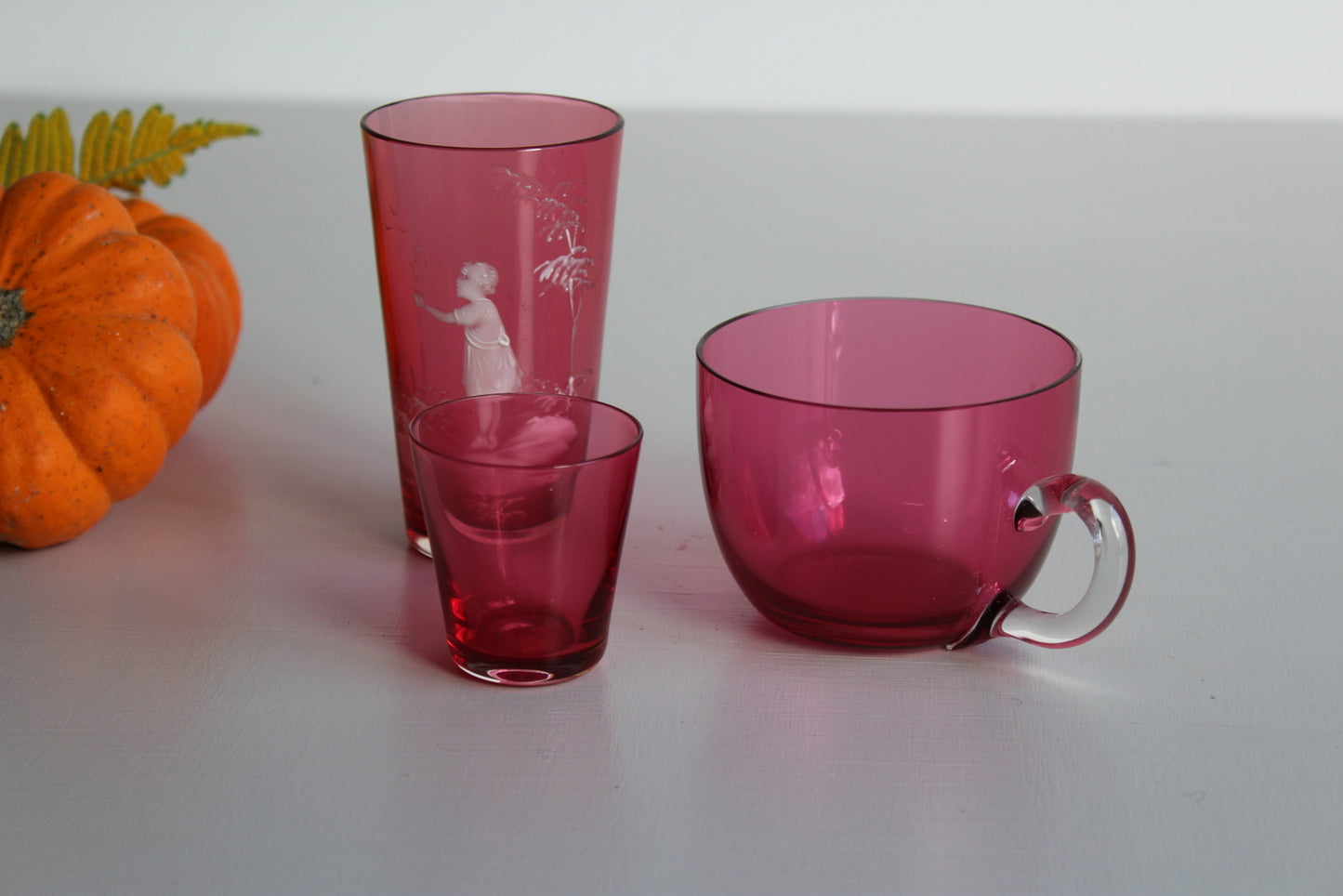 3 Pieces Cranberry Glass - Kernow Furniture