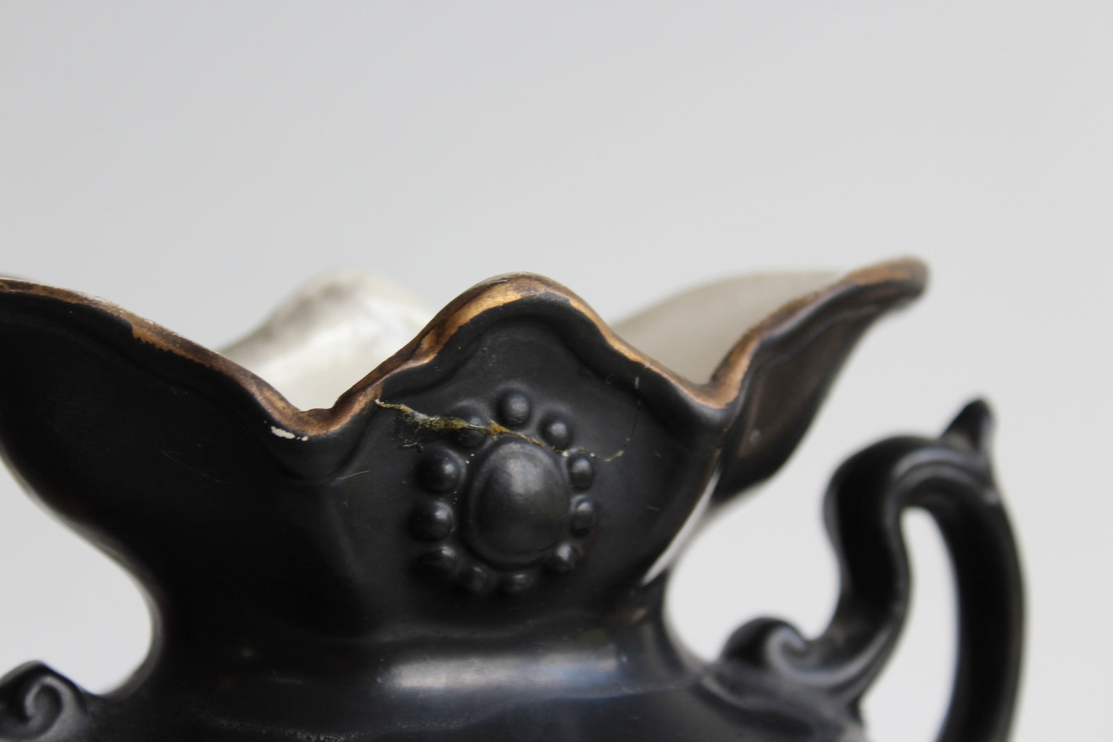 Black Victorian Vase - Kernow Furniture