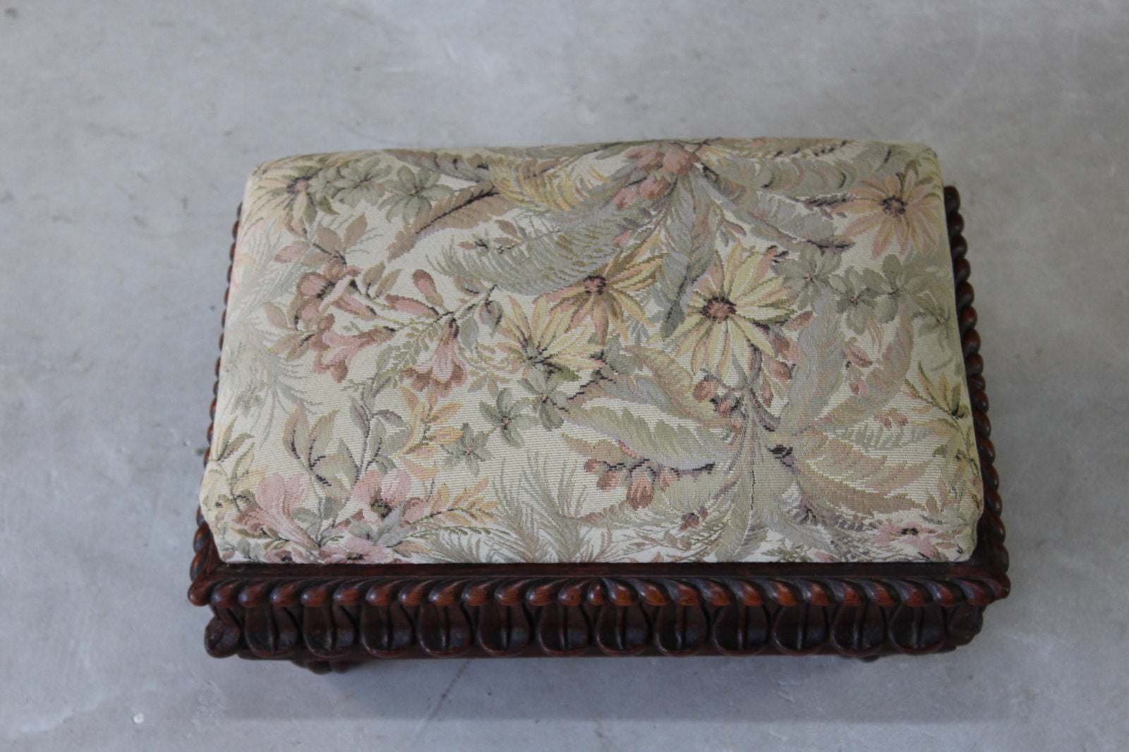 Vintage Traditional Small Footstool - Kernow Furniture