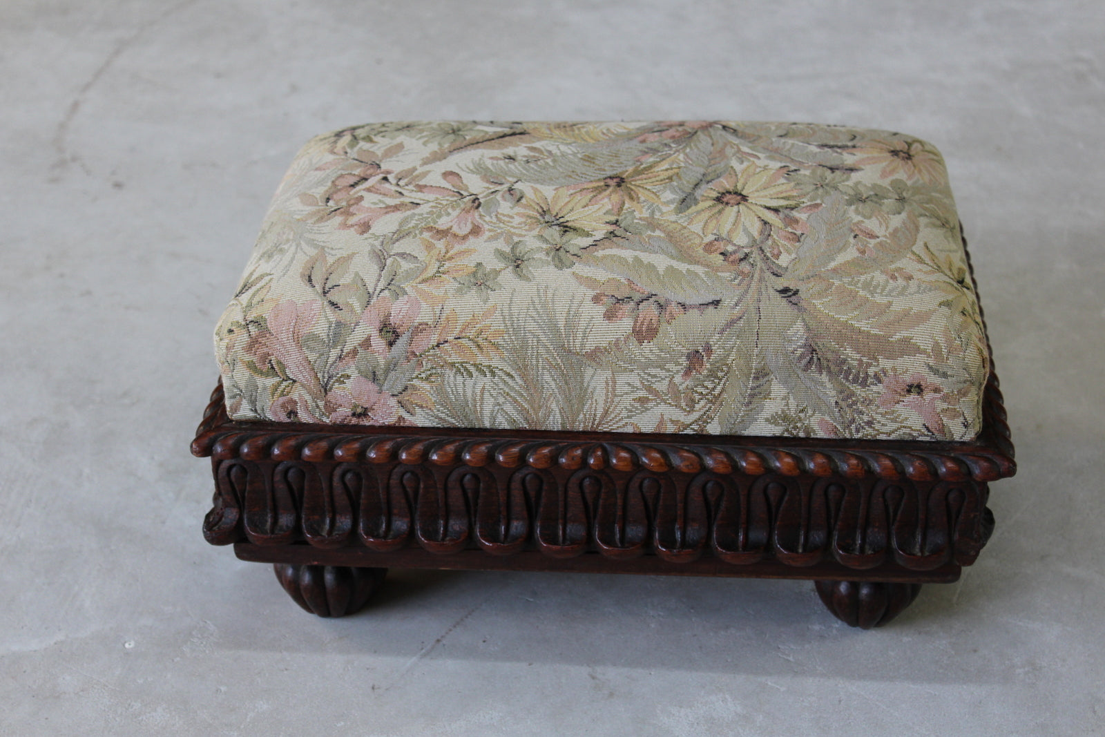 Vintage Traditional Small Footstool - Kernow Furniture