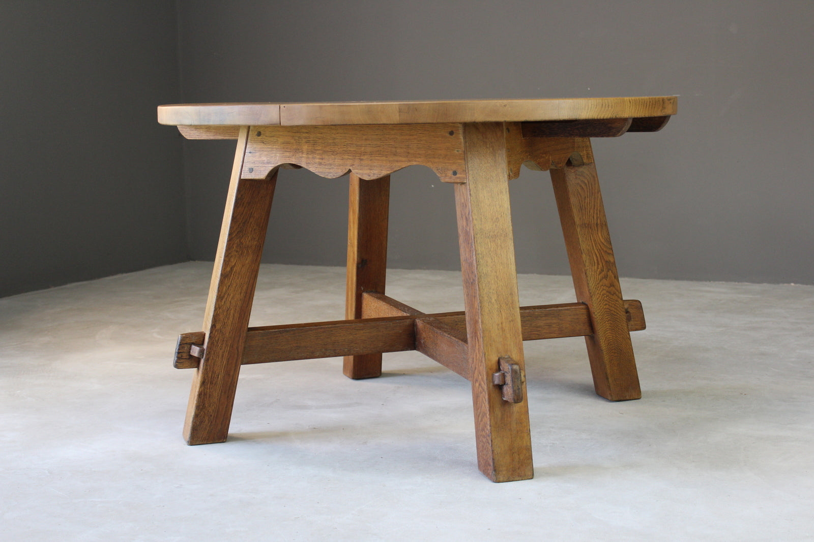 Arts & Crafts Style Solid Oak Table - Kernow Furniture