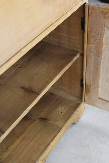 Large Rustic Pine Kitchen Dresser - Kernow Furniture