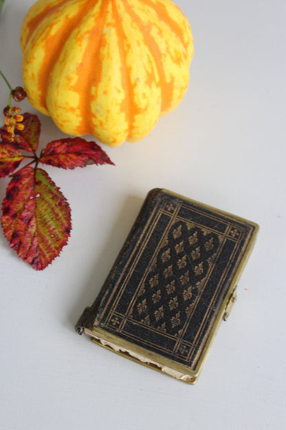 Vintage Leather Bound Prayer Book - Kernow Furniture