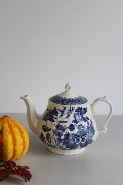 Willow Pattern Teapot - Kernow Furniture