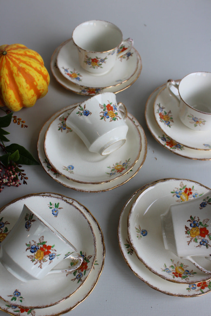 Vintage Floral Cups & Saucers - Kernow Furniture