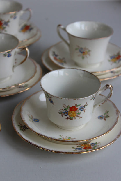 Vintage Floral Cups & Saucers - Kernow Furniture