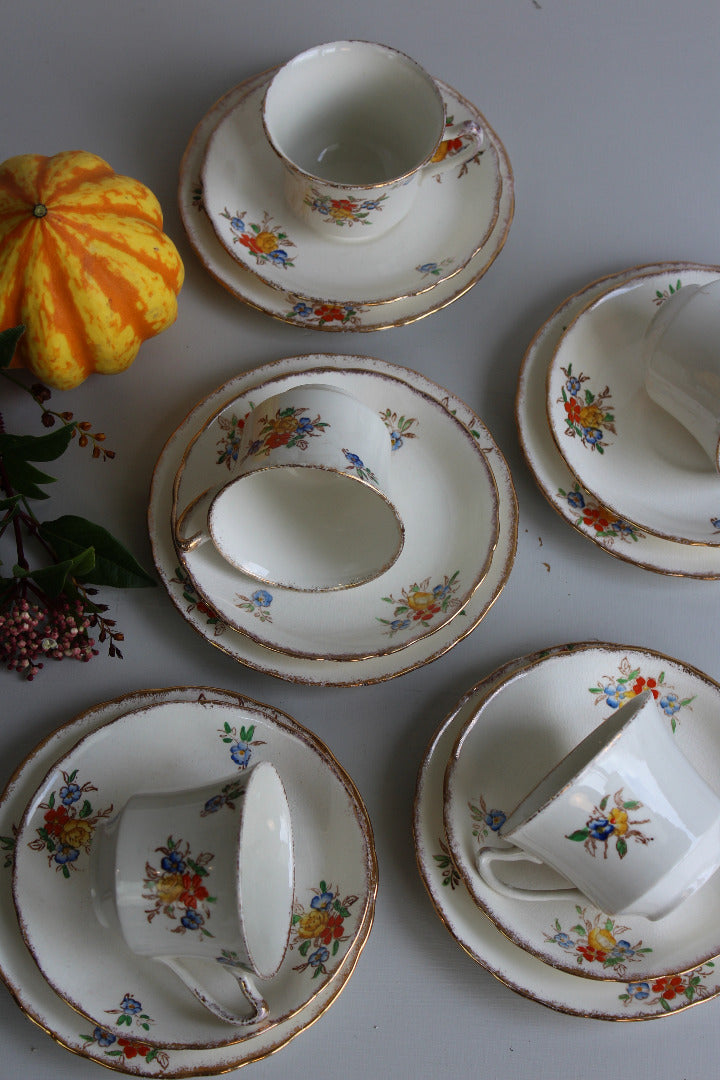 Vintage Floral Cups & Saucers - Kernow Furniture