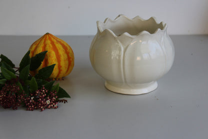 Vintage White Planter - Kernow Furniture