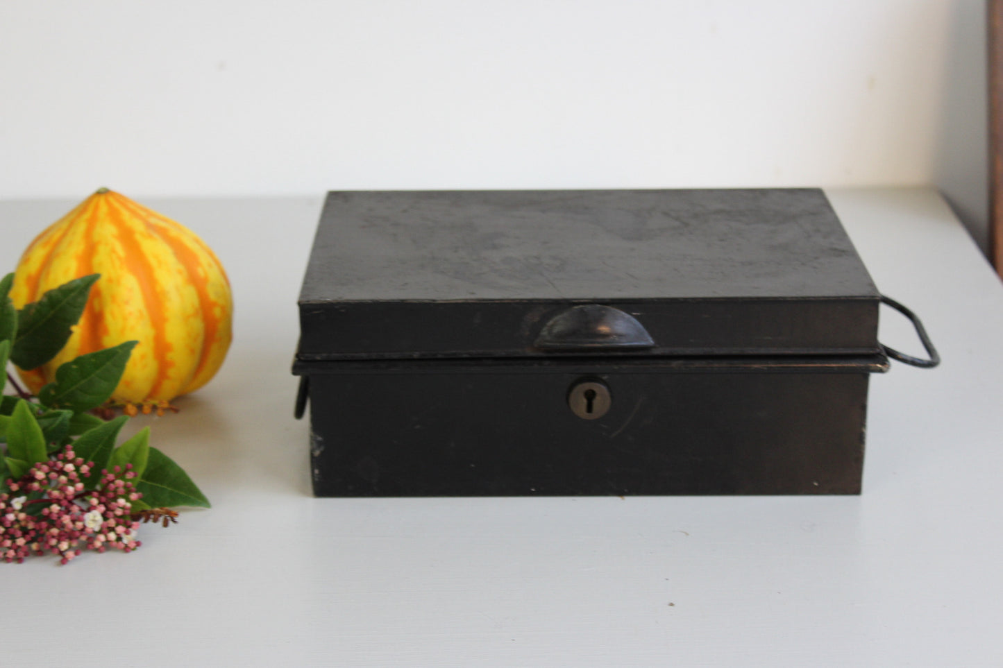 Vintage Black Tin - Kernow Furniture