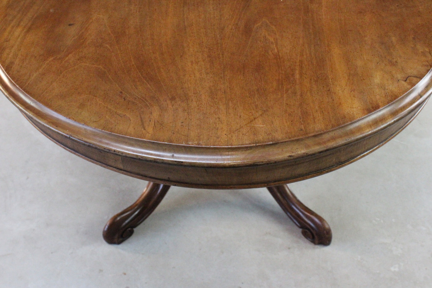 Victorian Mahogany Oval Centre Table - Kernow Furniture