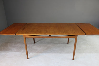 Retro Extending G Plan Kofod Larsen Teak Dining Table - Kernow Furniture