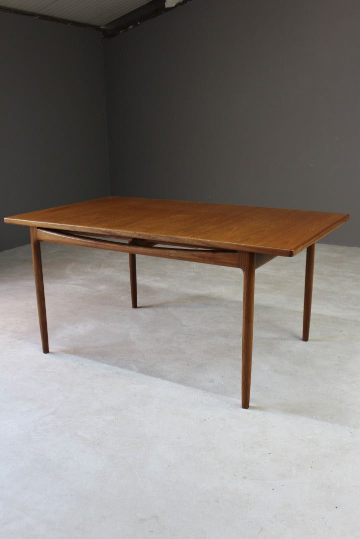 Retro Extending G Plan Kofod Larsen Teak Dining Table - Kernow Furniture