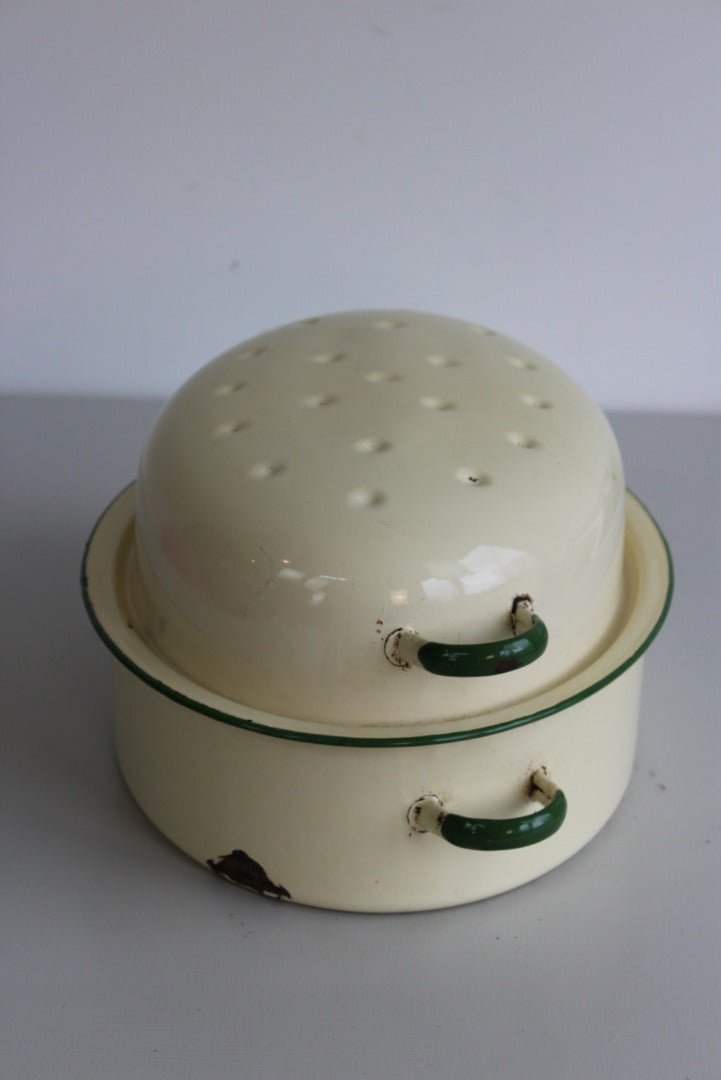 Vintage Cream Enamel Roaster - Kernow Furniture