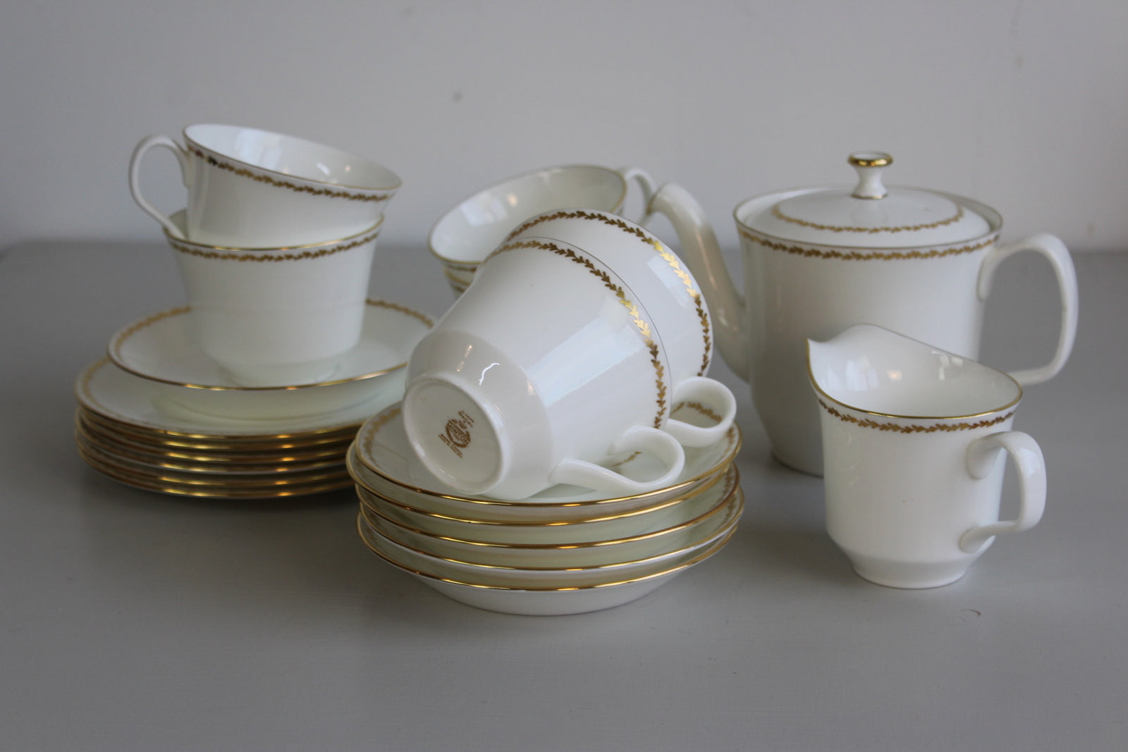 Minton Regal China Tea Set - Kernow Furniture