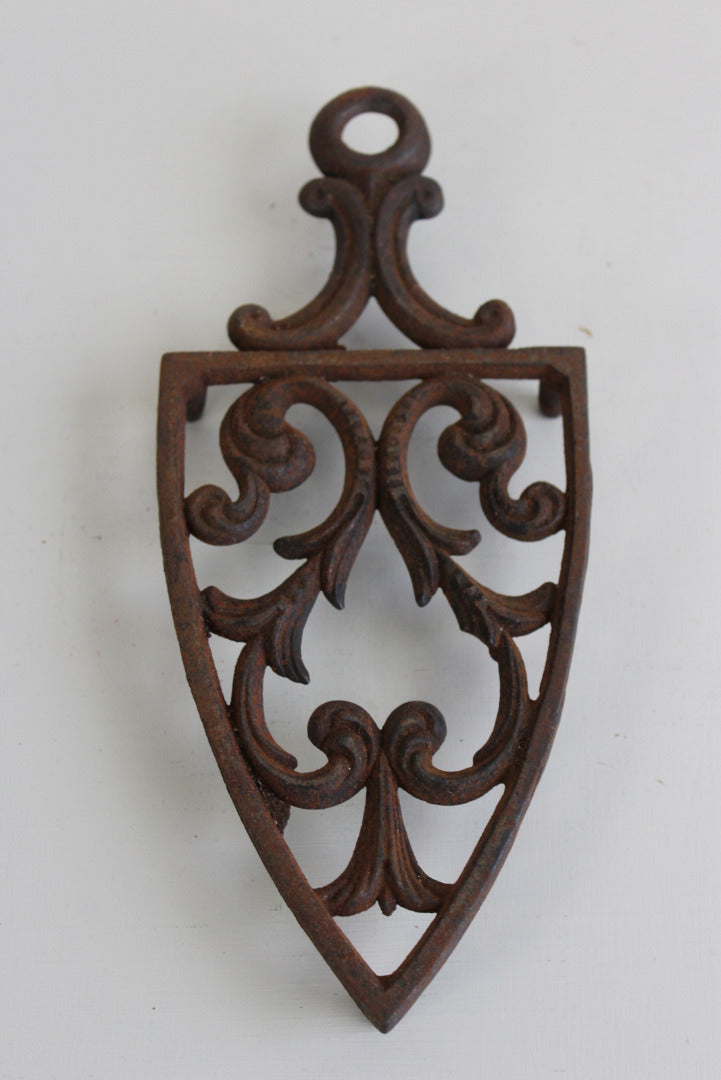 Ornate Scrolled Cast Iron Trivet - Kernow Furniture