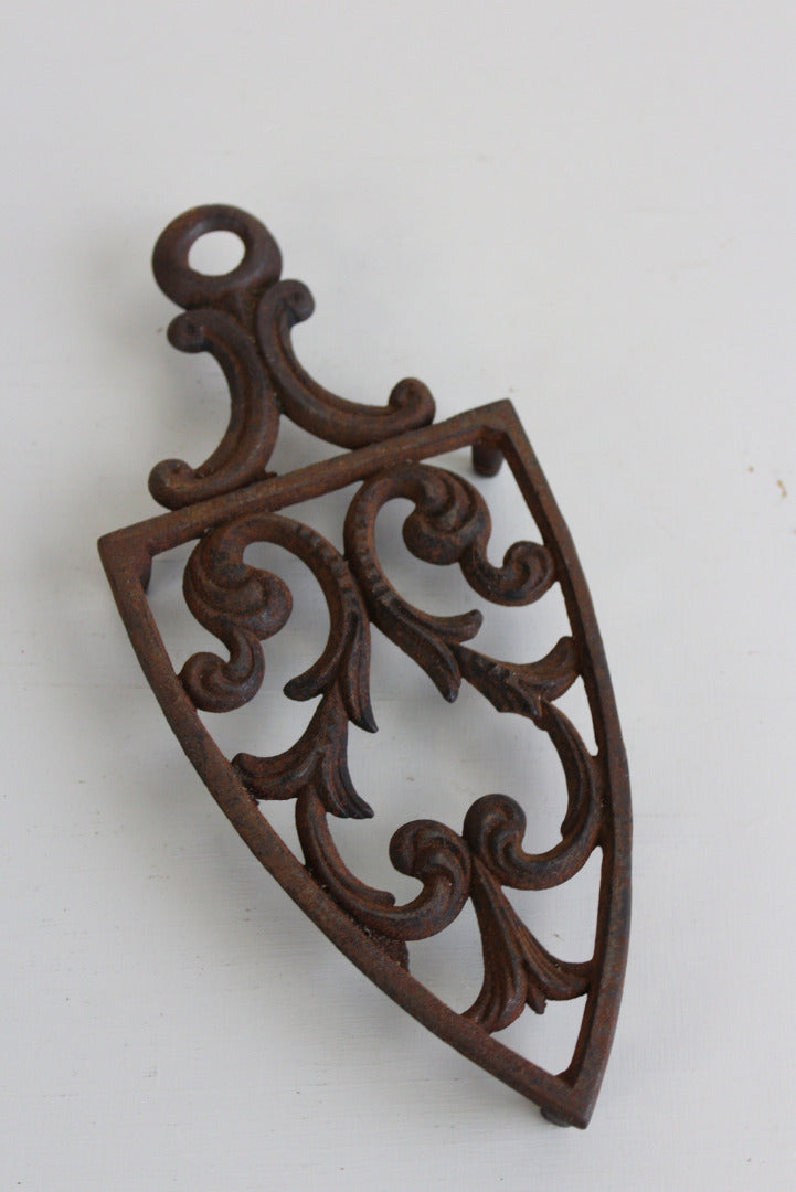 Ornate Scrolled Cast Iron Trivet - Kernow Furniture