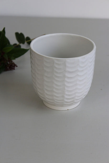 Retro White Plant Pot - Kernow Furniture