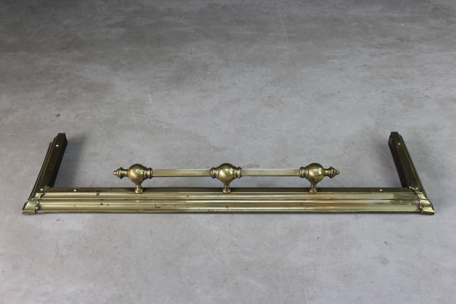 Victorian Style Brass Fire Fender - Kernow Furniture