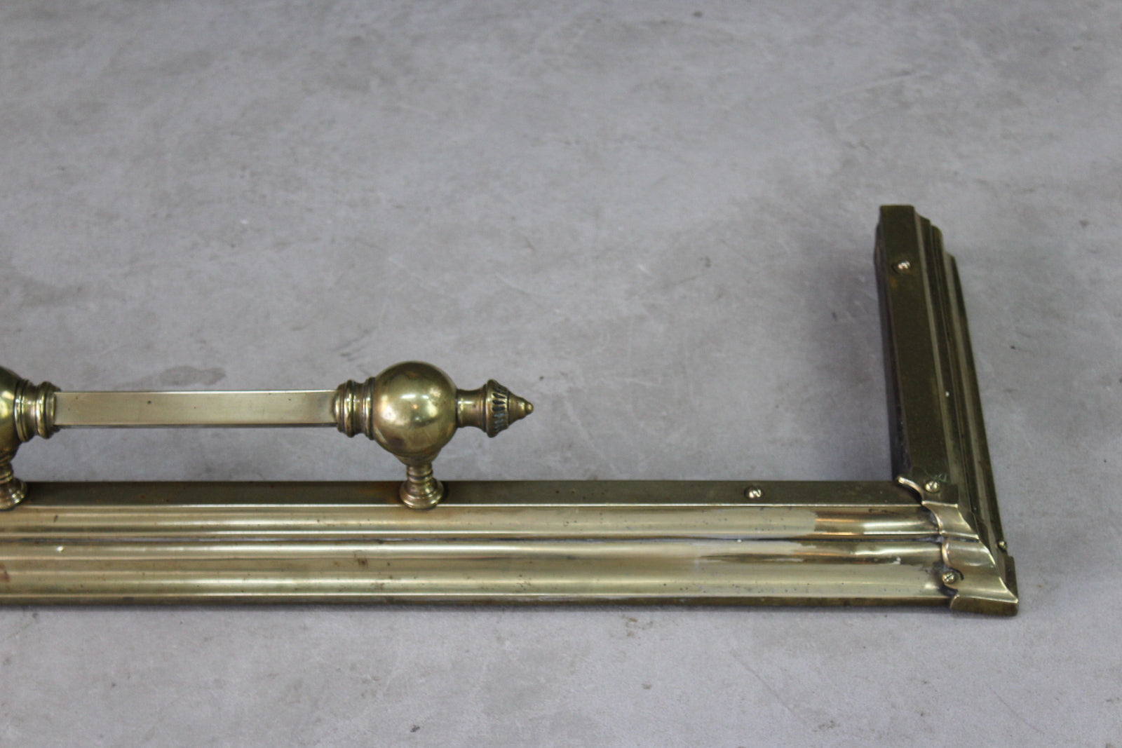 Victorian Style Brass Fire Fender - Kernow Furniture