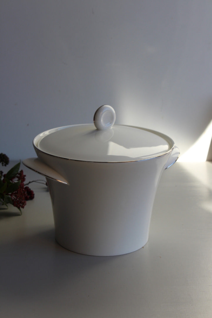 Royal Doulton Fusion Soup Tureen - Kernow Furniture