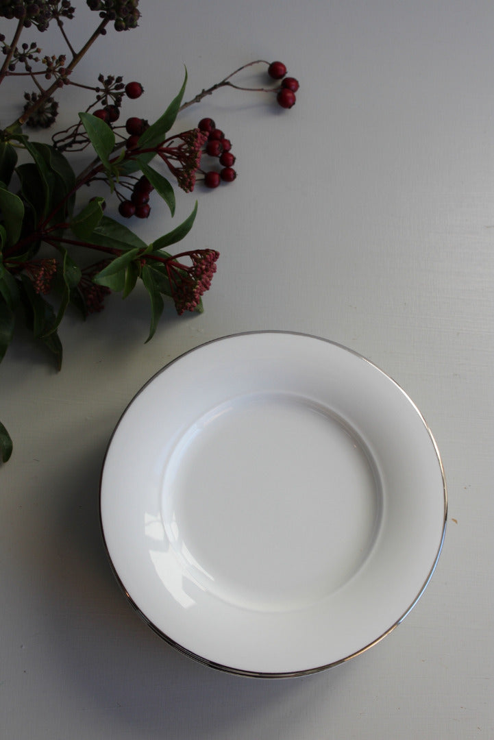 8 Royal Doulton Bread Plate - Kernow Furniture