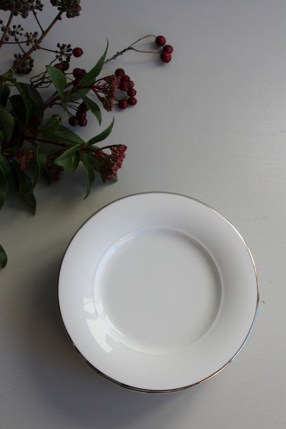 8 Royal Doulton Bread Plate - Kernow Furniture