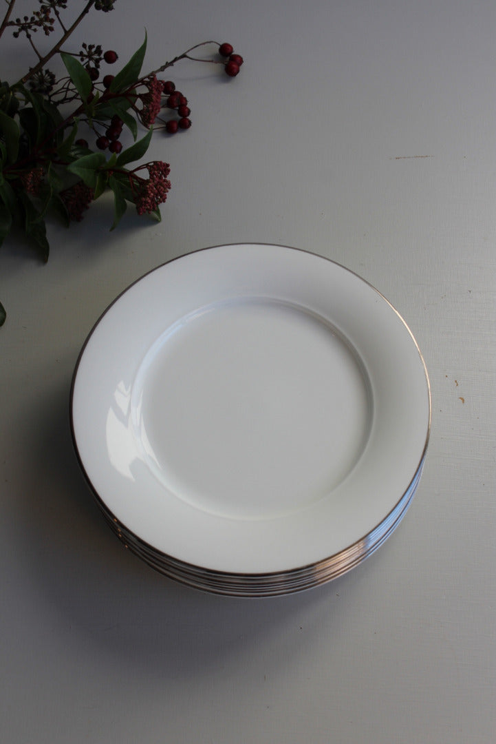 8 Royal Doulton Plate - Kernow Furniture