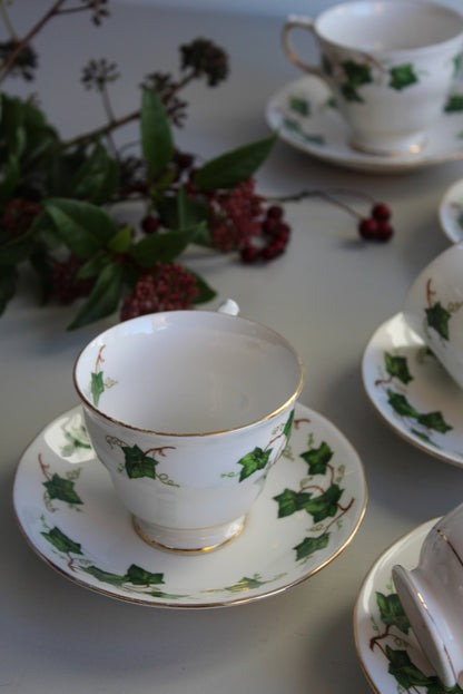 6 Colclough Ivy Cups & Saucers - Kernow Furniture