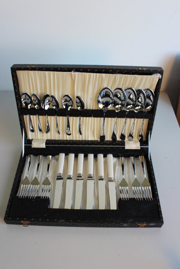 Vintage Cutlery Canteen - Kernow Furniture