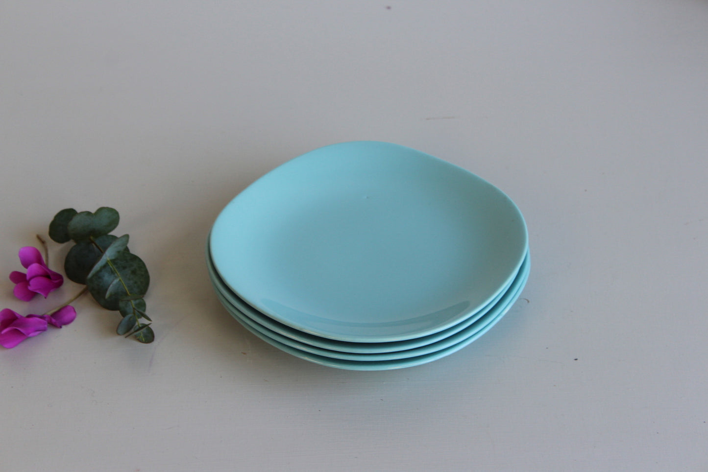 Vintage J G Meakin Blue Plates - Kernow Furniture