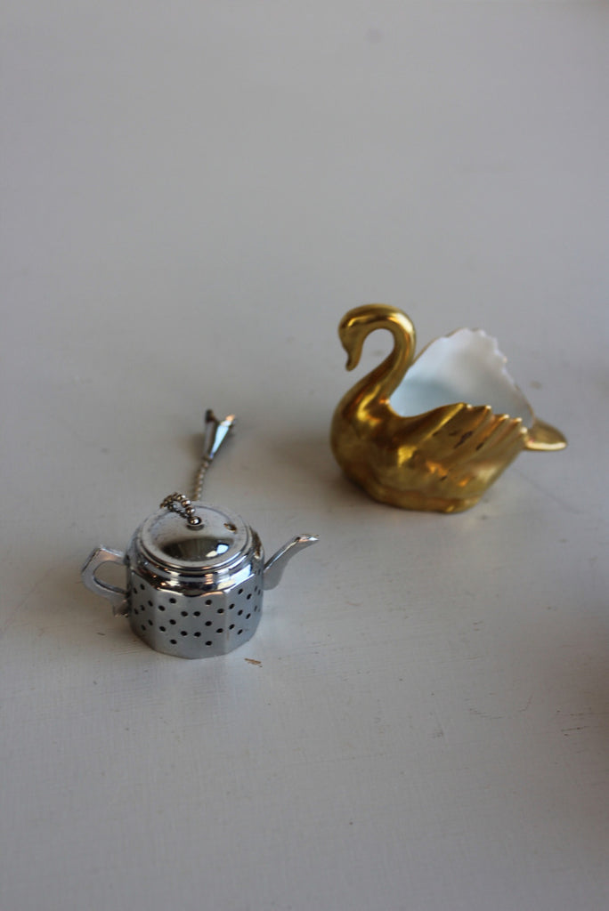 Tea Strainer & Gold Swan - Kernow Furniture