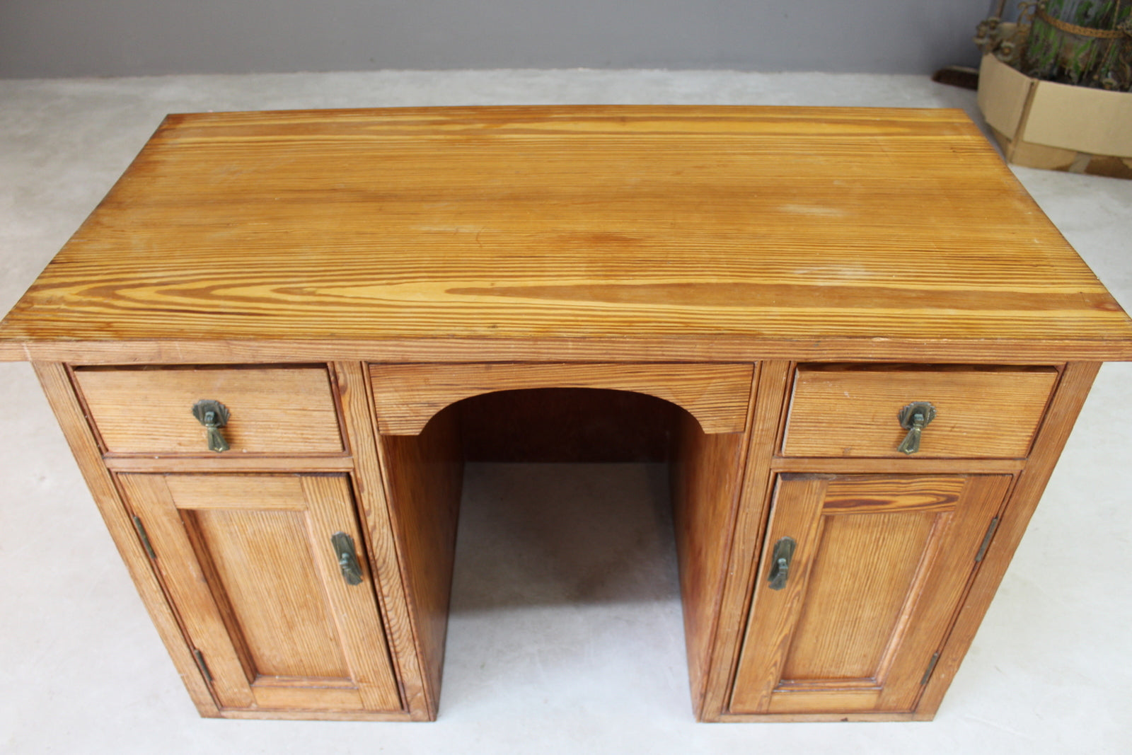 Pitch Pine Desk - Kernow Furniture