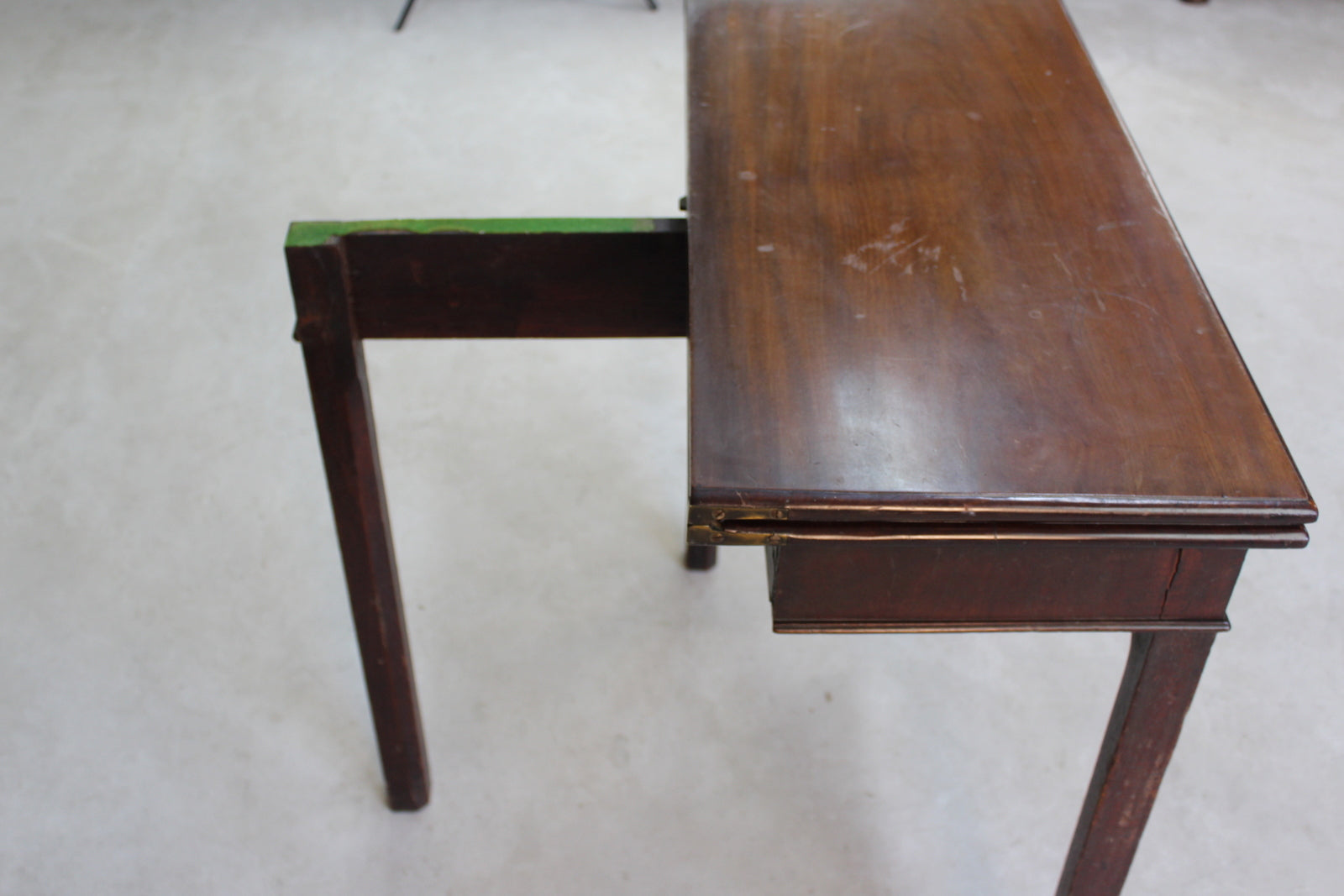 Georgian Mahogany Tea Table - Kernow Furniture