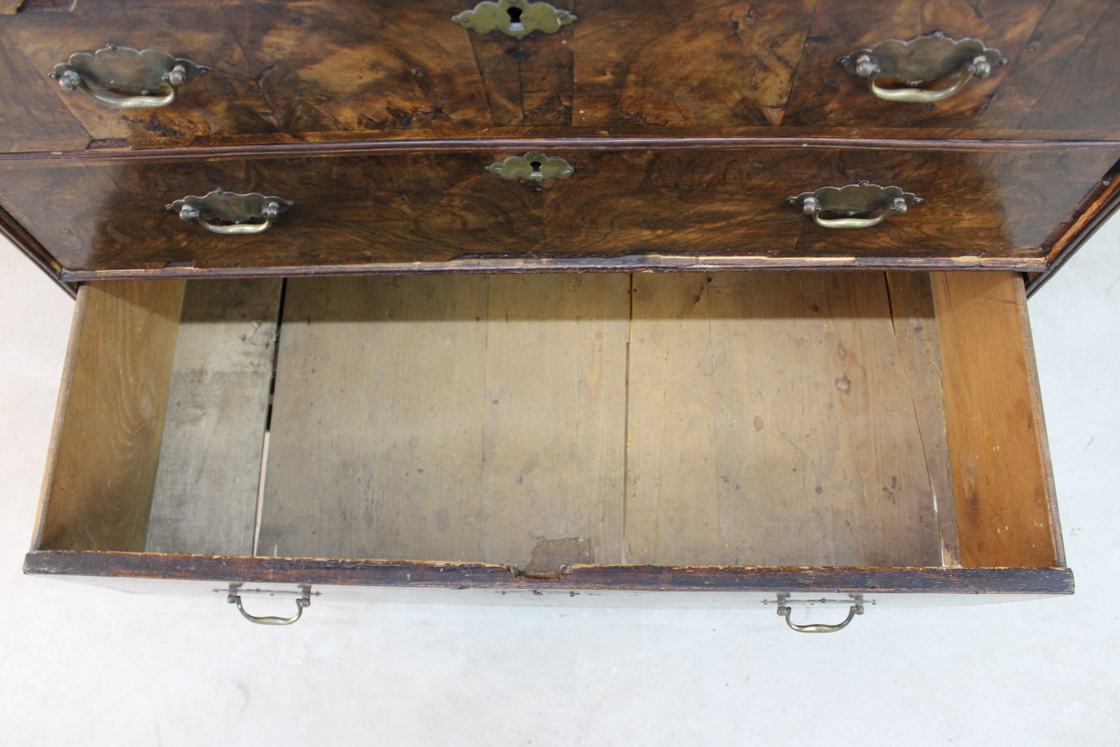 Early 18th Century Walnut Chest of Drawers - Kernow Furniture