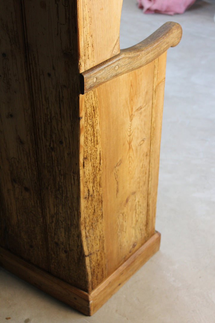 Large Rustic Pine Tavern Settle - Kernow Furniture