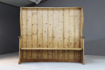 Large Rustic Pine Tavern Settle - Kernow Furniture