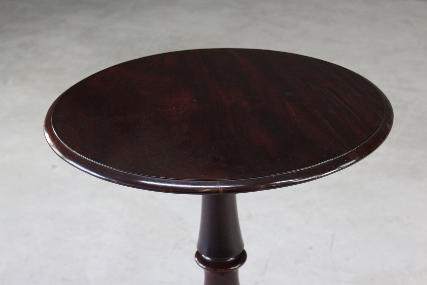 Victorian Round Occasional Table - Kernow Furniture