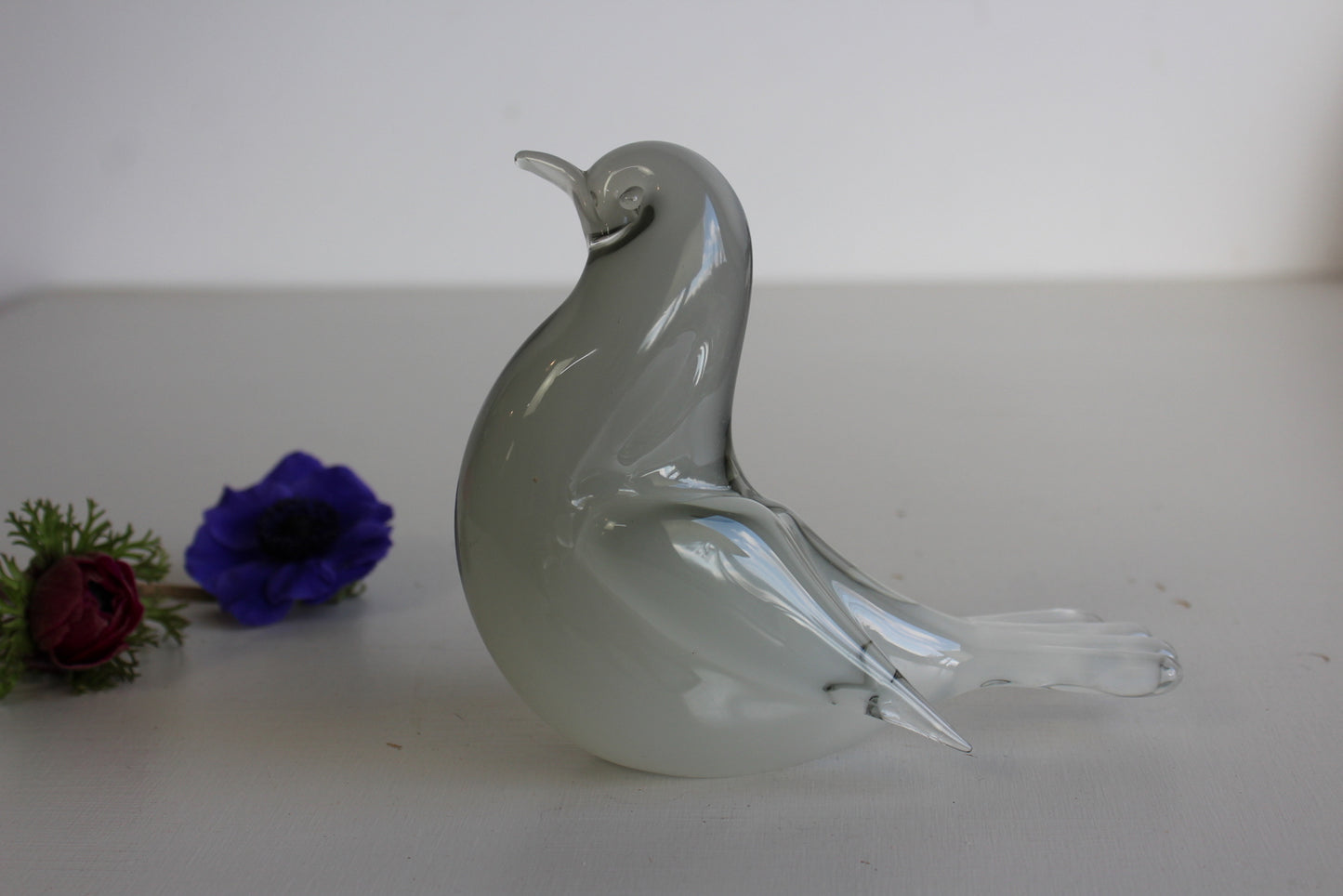 Vintage Dove Glass Paperweight - Kernow Furniture