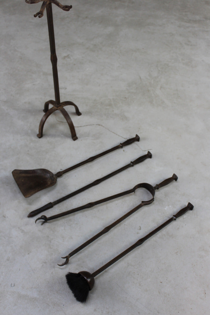 Arts & Crafts Iron Fire Set - Kernow Furniture