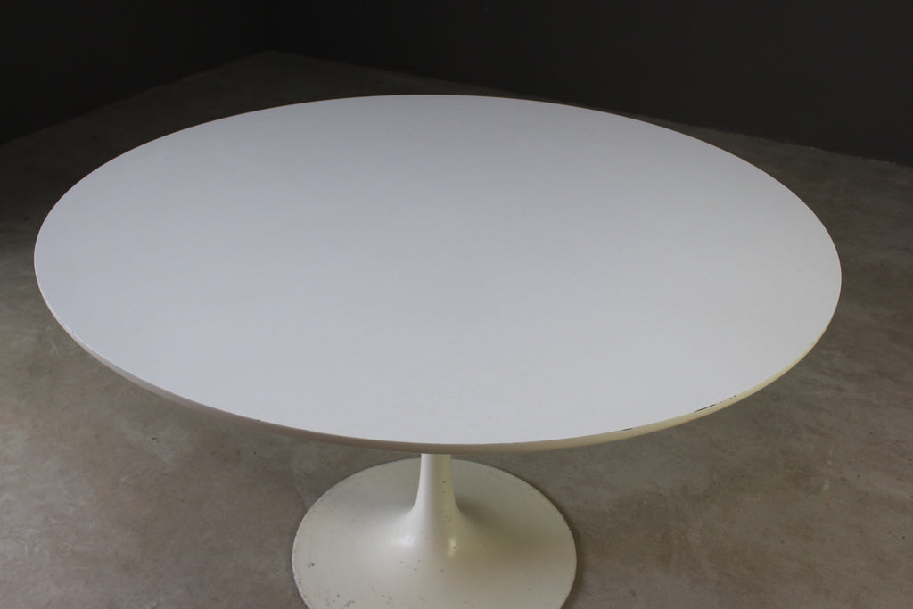 Retro White Tulip Dining Table - Kernow Furniture