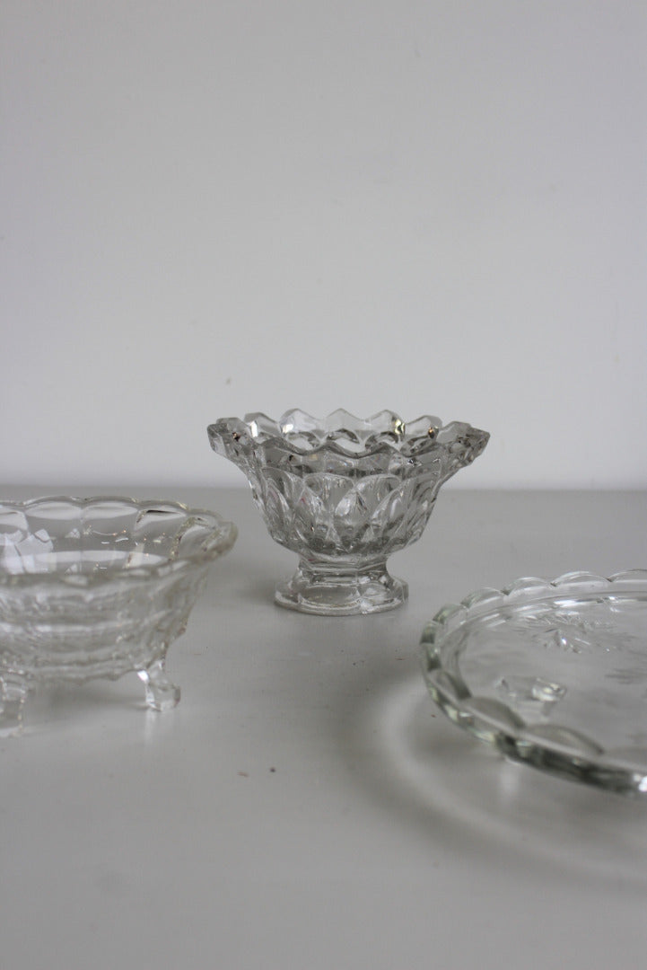 Vintage Glass Bowls & Cake Plate - Kernow Furniture