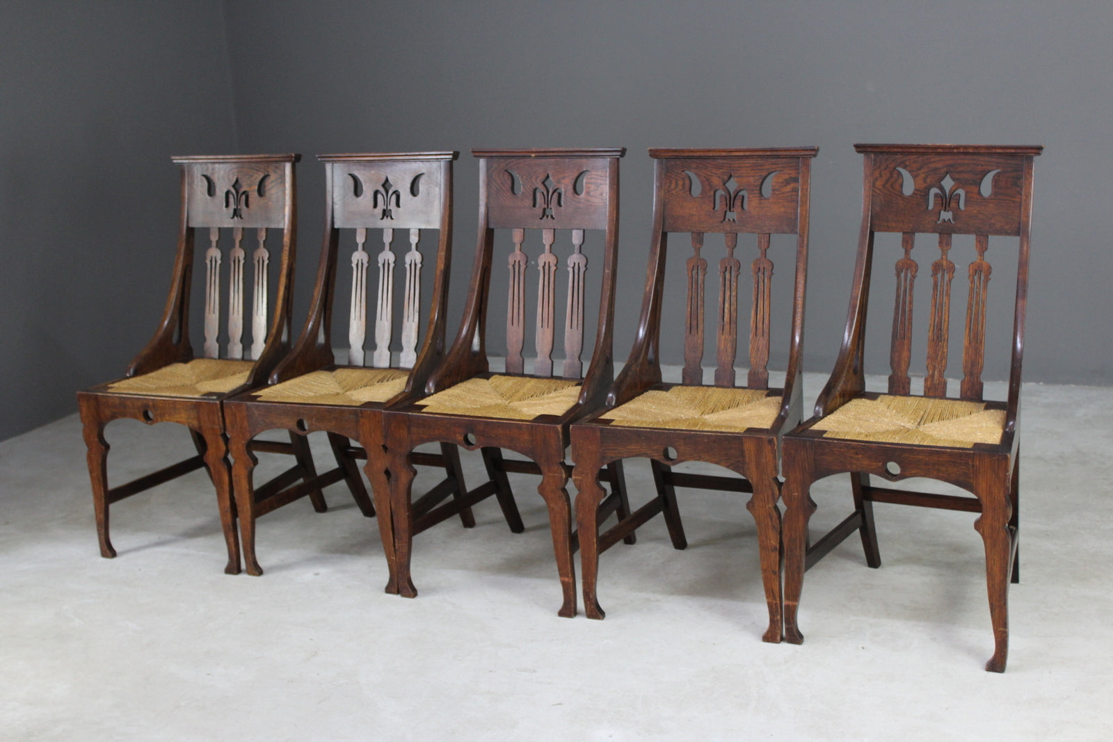 5 Oak Arts & Crafts Dining Chairs - Kernow Furniture